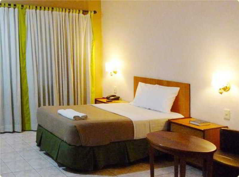 Sequoia Inn Davao Экстерьер фото