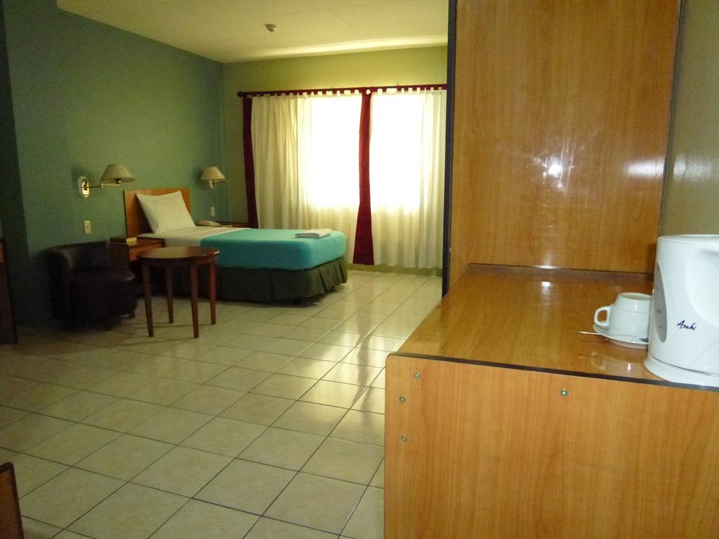 Sequoia Inn Davao Номер фото